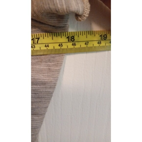 Robin's Nest beige maternity ruffle sleeve blouse - Picture 4 of 5